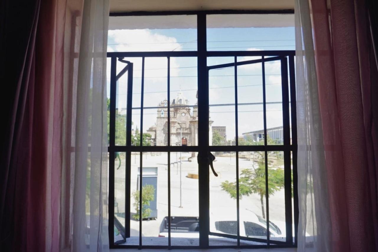 Casona Enfrente Del Santuario 1 * Guadalajara